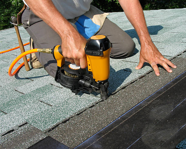 Best Flat Roof Repair Services  in Hohenwald, TN